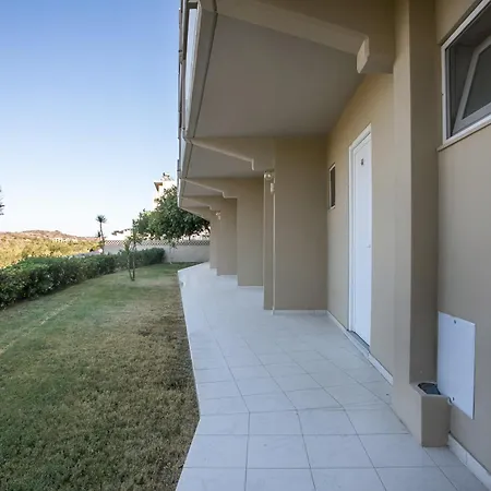Apartmanhotel Hillside & 2*
